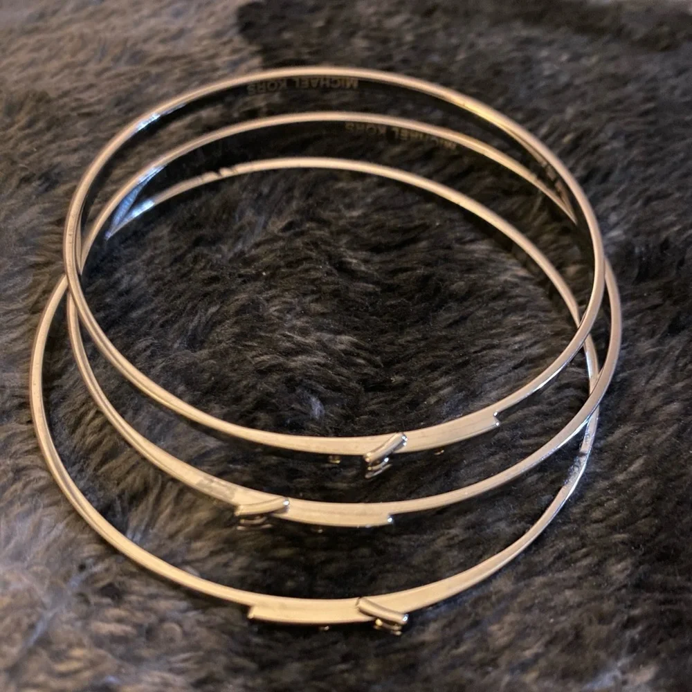 Michael Kors Shiny Silver Bangle Trio - Picture 1 of 3